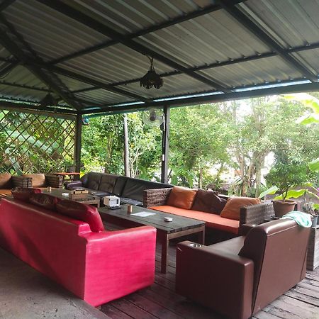 Moov Inn Garden Hostel Koh Tao Exterior photo